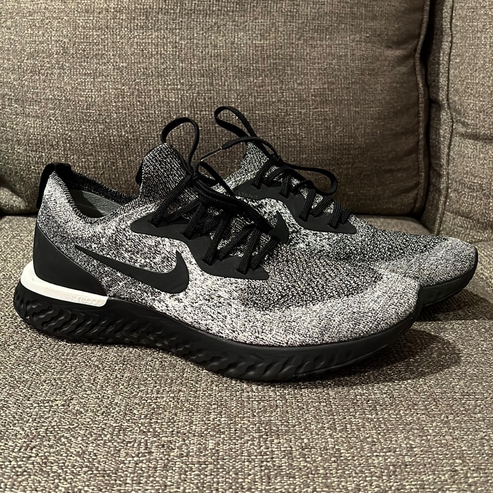 Nike Men’s Epic React Flyknit ‘Cookies and Cream’ Sneakers